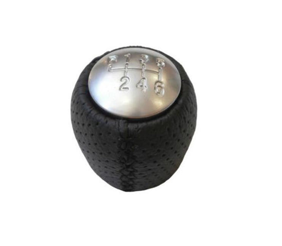 This is a brand new, genuine Alfa Romeo gear knob / gear stick to fit Alfa Romeo 159/Brera/Spider.   Product specifications:  Genuine Alfa Romeo Gear knob  Easy instalation (check pictures)  Package includes:  ﻿Genuine Alfa Romeo Gear knob